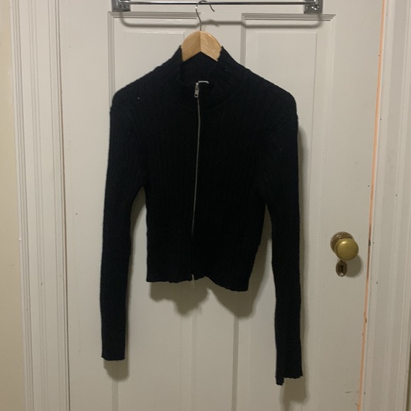 GARAGE knit black zip up sweater - Picture 3 of 5